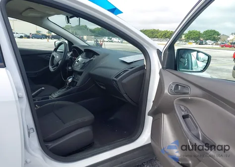 2016 Ford Focus S из США, поврежденный, VIN 1FADP3E21GL248877